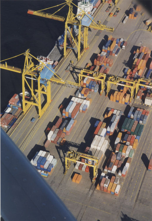Luftbild vom Containerhafen Hamburg