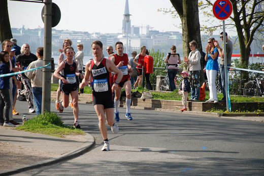 Marathon an der Ecke Karlstrae