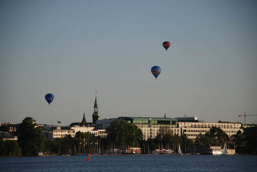 Fesselballons ber Hamburg