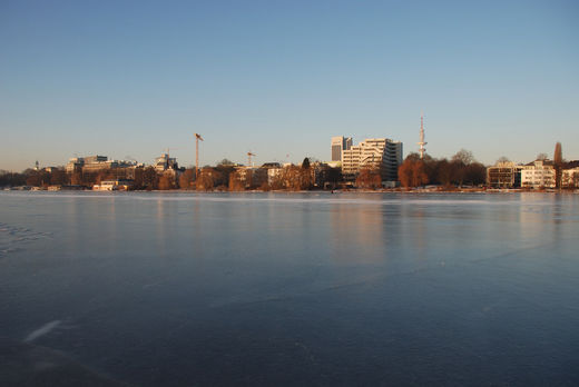 Westufer Alster mit Eis