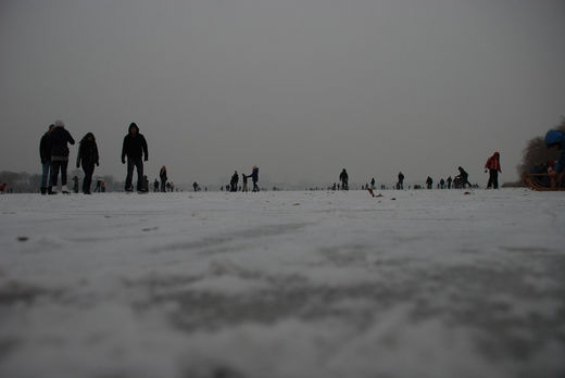 Schnee auf Alstereis 2010