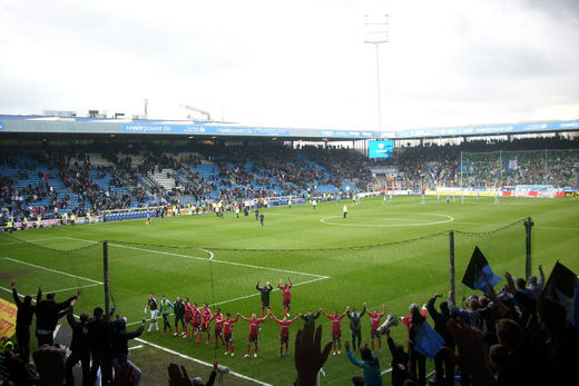 HSV Fanblock in Bochum nach Auswrtssieg in Bochum
