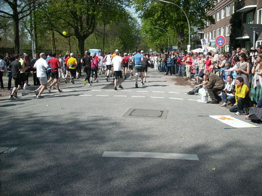 Marathon Hamburg 2010: Hauptfeld am Hasenberge