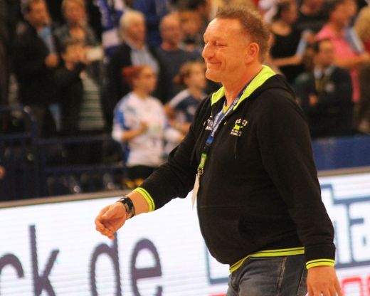 Enttuschter HSV-Trainer Michael Biegler