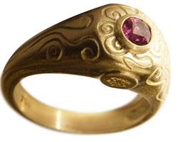 Ornamenta-Ring mit Rubin